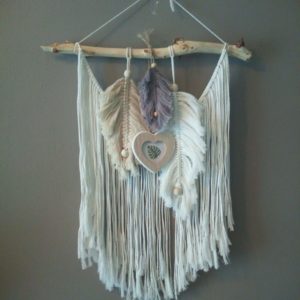 Memories - Macrame wandkleed veertjes met hanger voor foto