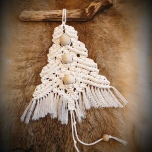 Macramé - Kerstboom aan tak